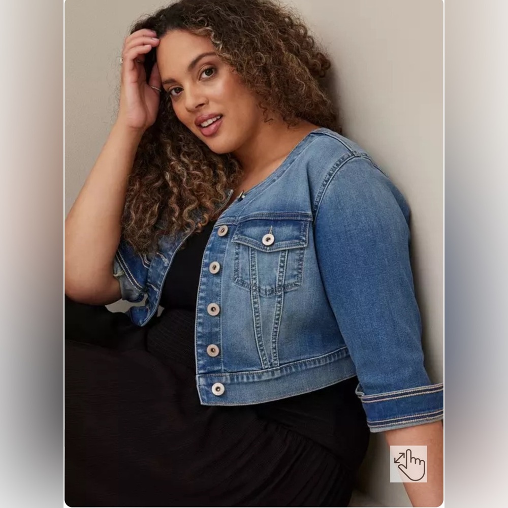 Torrid Collarless Cropped Jacket Super Soft Denim sz 4 NWT
